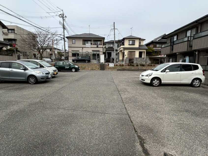 駐車場 ｺﾝﾃﾞｨｼｰﾌﾟﾙ南が丘A棟