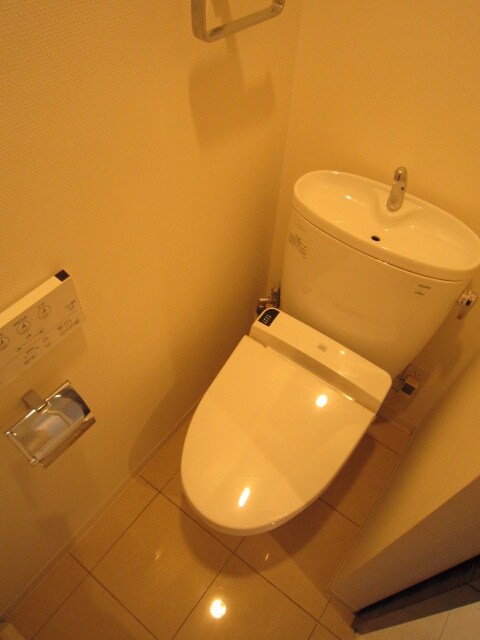 トイレ ＧＲＡＮＤ　ＦＯＲＣＥ