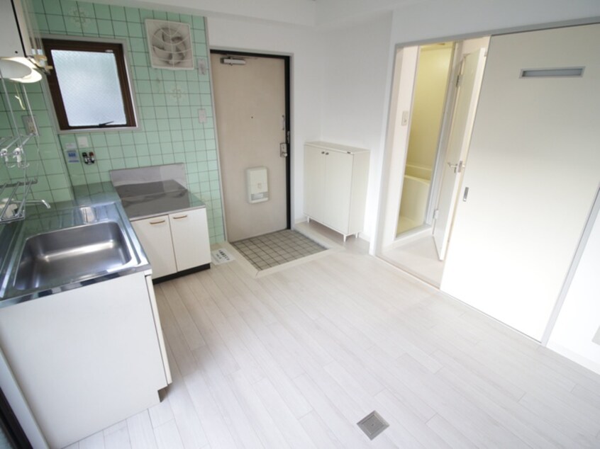 廊下 旭ケ丘伸和ハイツ