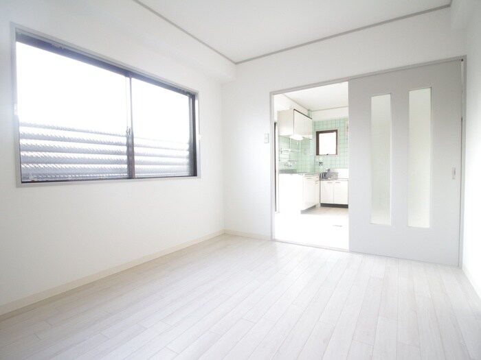 居室 旭ケ丘伸和ハイツ