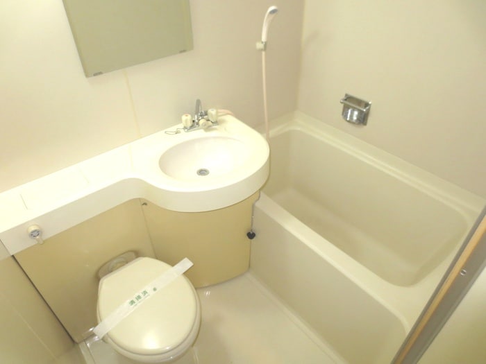バス／シャワールーム等 フラッツ加美西