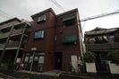 吉岡マンションの外観