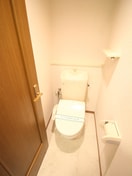 トイレ ファミ－ル１６