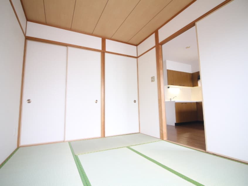 居室 ファミ－ル１６