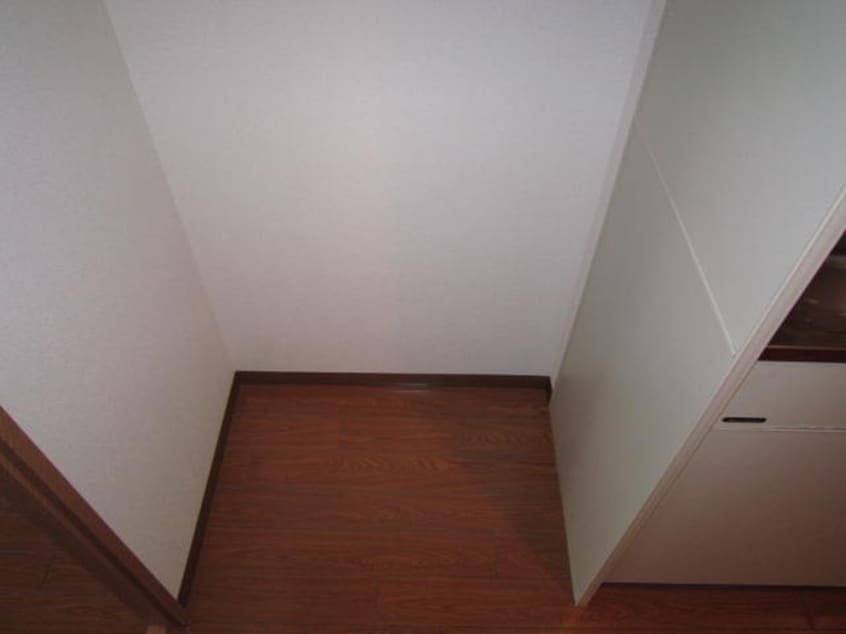 内観写真 ア－ト衣笠