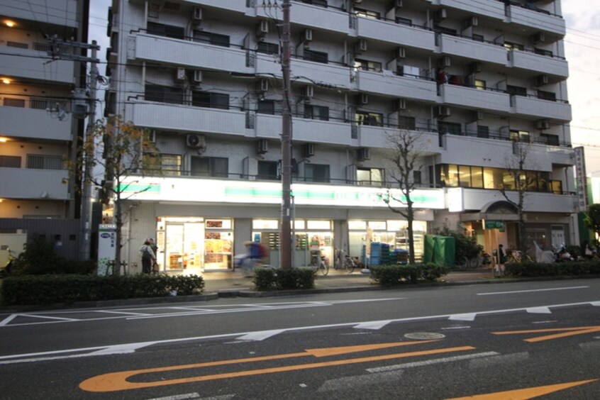 ローソンストア100 東住吉矢田店(コンビニ)まで550m カーサ・マニエラ