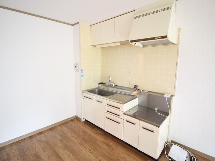 キッチン ラークコート山本