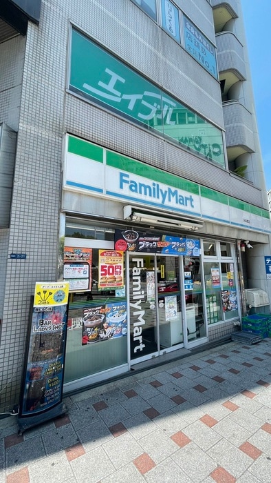 ファミリーマート(コンビニ)まで218m リアライズ天満橋