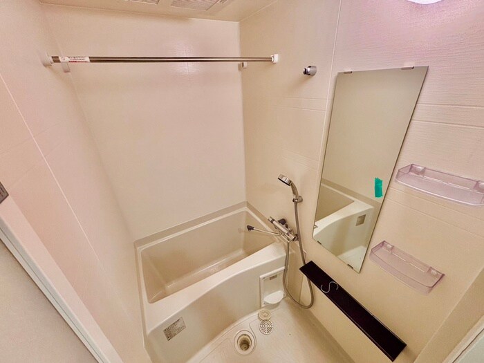 バス／シャワールーム等 ﾌﾟﾚｻﾝｽ大国町ﾗｳﾞｪﾆｰﾙ（404）