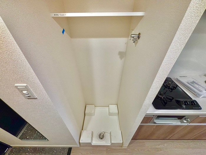 洗濯機置場 ﾌﾟﾚｻﾝｽ大国町ﾗｳﾞｪﾆｰﾙ（404）