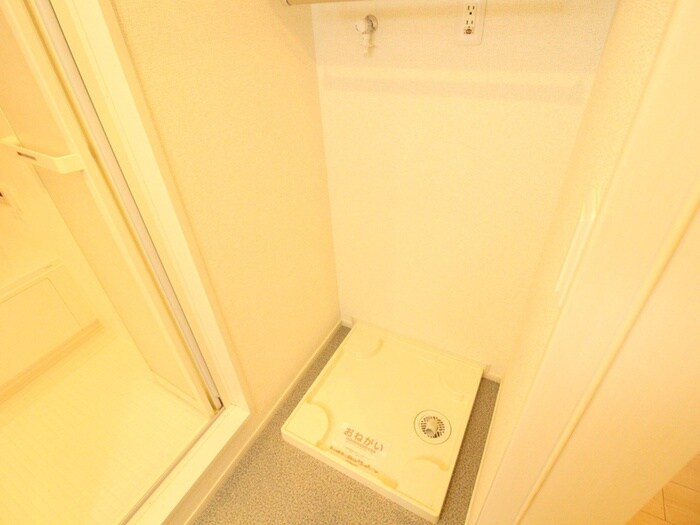 洗濯機置場 シェーネ