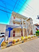 グランディール鳳の外観