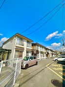 アクティブ貝塚ハイツB棟の外観