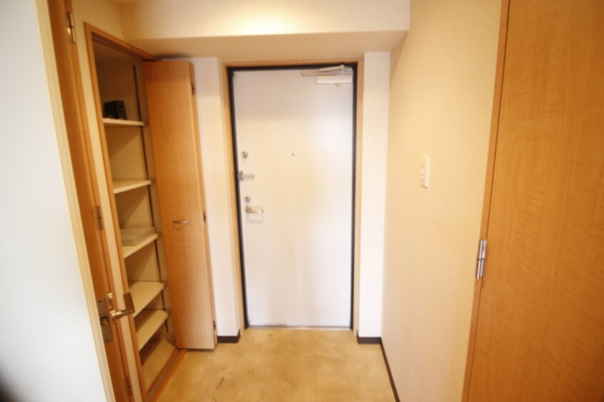 玄関 プラディオ徳庵セレニテ