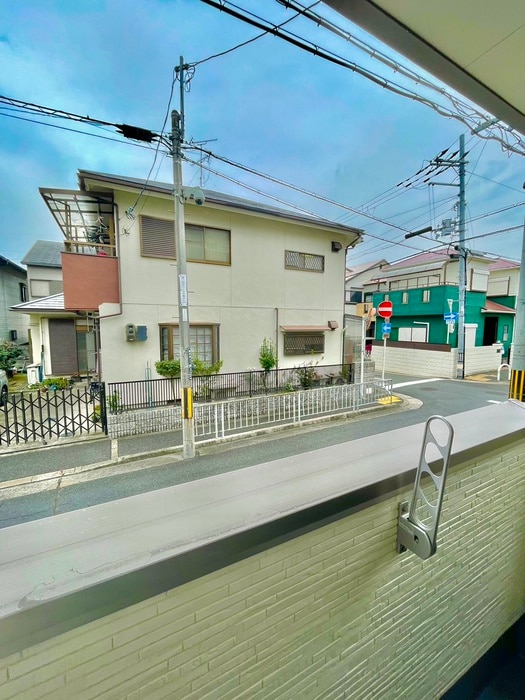 室内からの展望 ﾌｼﾞﾊﾟﾚｽ鳳駅西Ⅰ番館