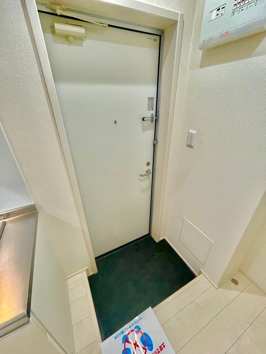 玄関 ﾌｼﾞﾊﾟﾚｽ鳳駅西Ⅰ番館