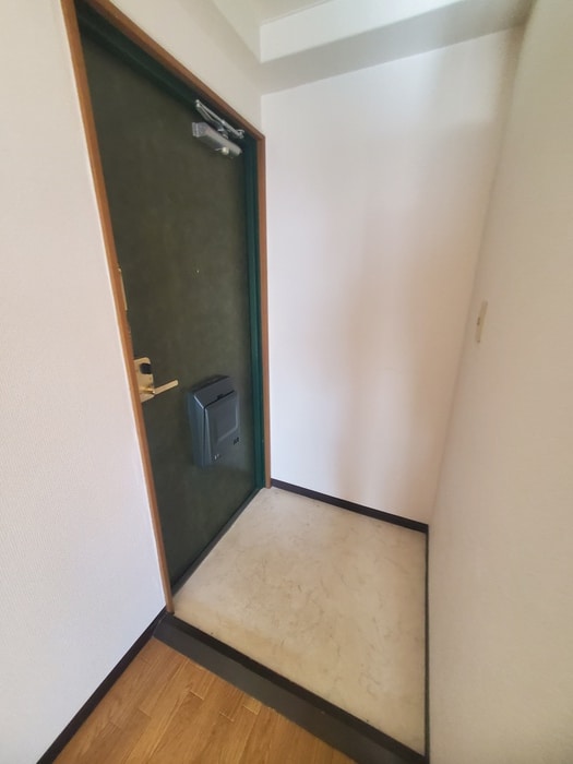 玄関 メゾンドハルカ