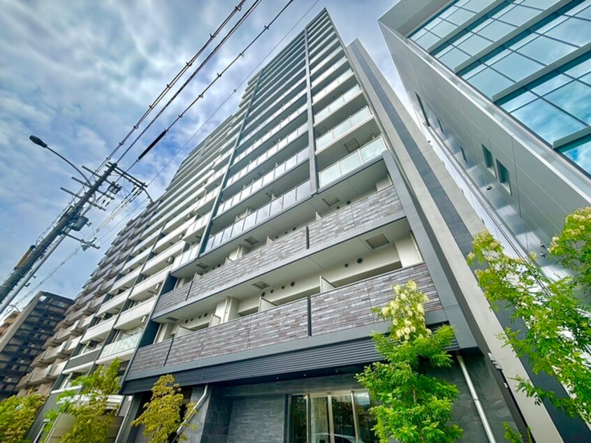 外観写真 ｴｽﾘｰﾄﾞﾚｼﾞﾃﾞﾝｽ大阪難波