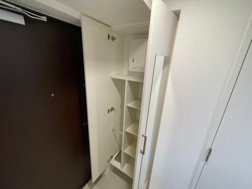 靴箱 ｴｽﾘｰﾄﾞﾚｼﾞﾃﾞﾝｽ大阪難波