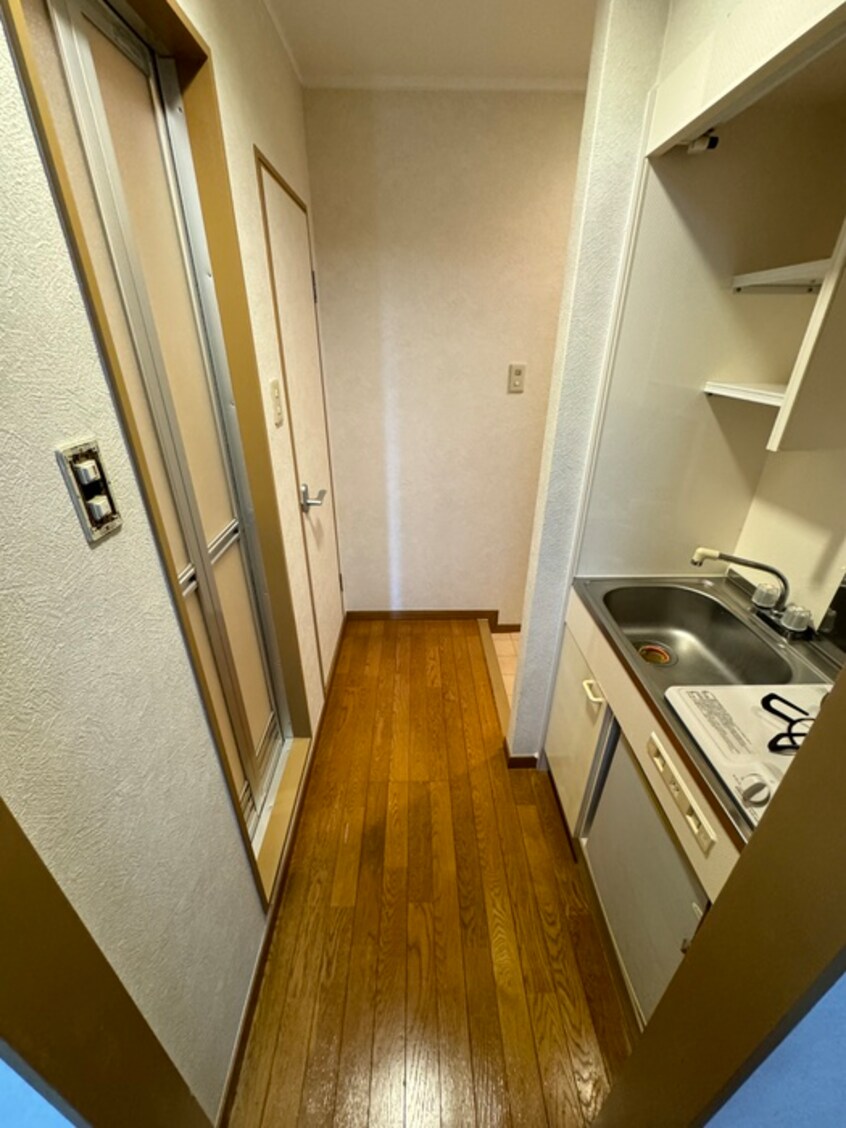廊下 扇商事マンション