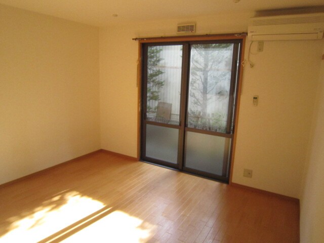 居室 シャトル北野