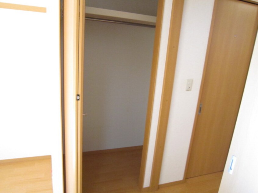 収納 シャトル北野