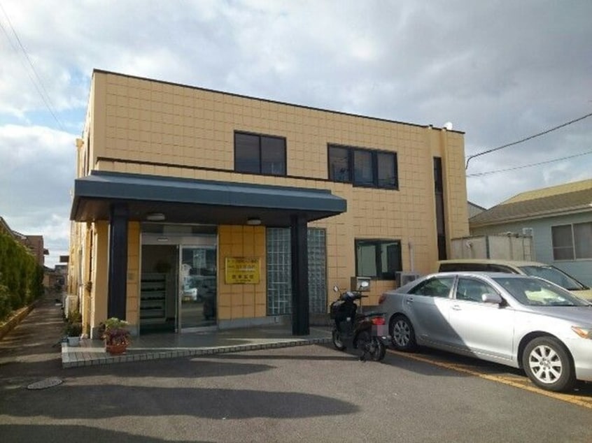 岡本医院(病院)まで300m カーサ　フェリーチェ