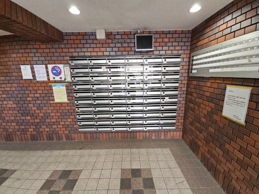 エントランス部分 サンプラザ新石切