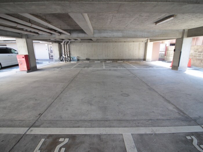 駐車場 サンプラザ新石切