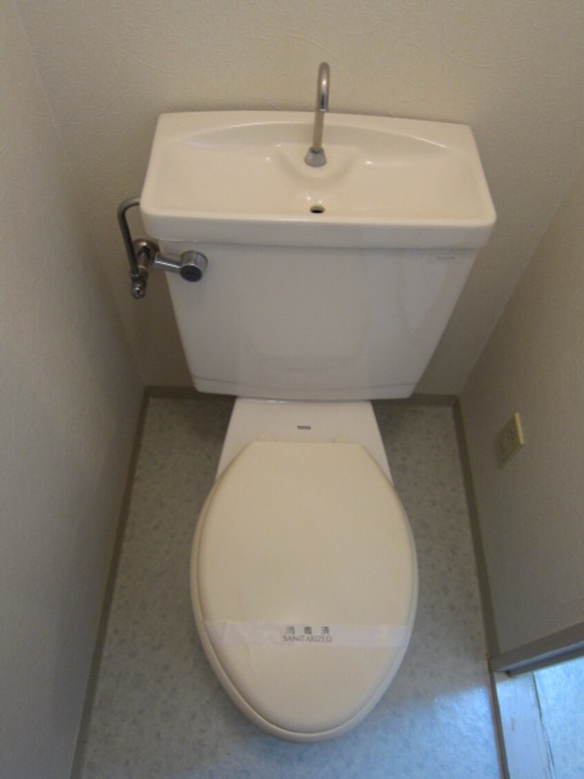 トイレ サンプラザ新石切