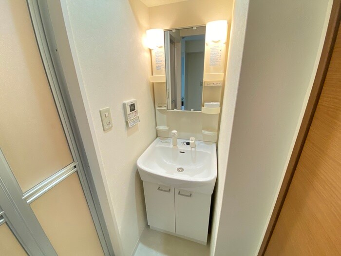 洗面 BRILLIANT浅香山