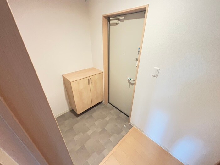 玄関 F+style 狭山・池尻中 1号館