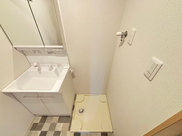 洗濯機置場 F+style 狭山・池尻中 1号館