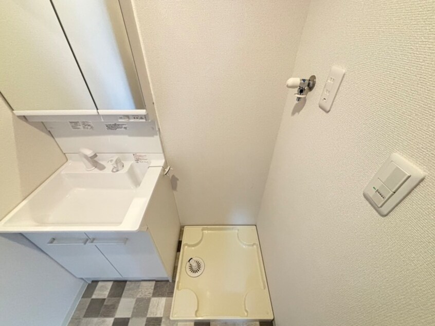 洗濯機置場 F+style 狭山・池尻中 1号館