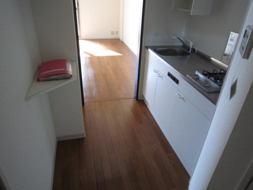 廊下 ベルフェリーク新神戸