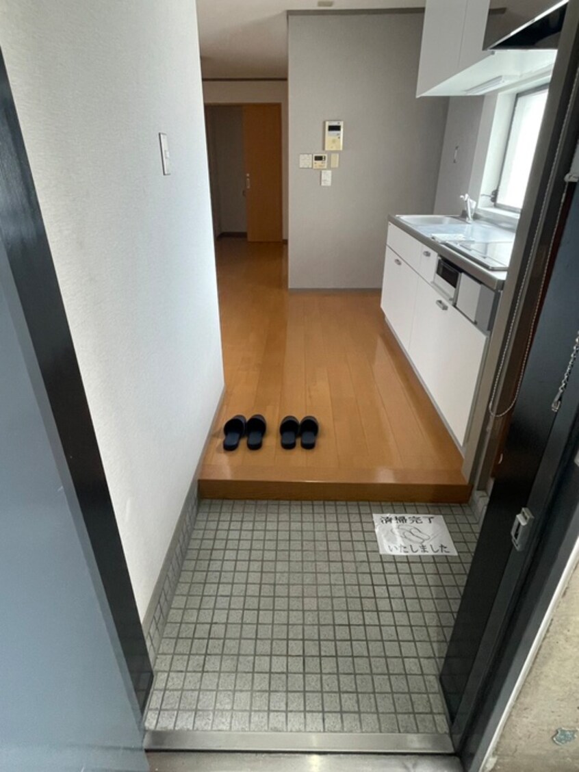 玄関 タケミカビル