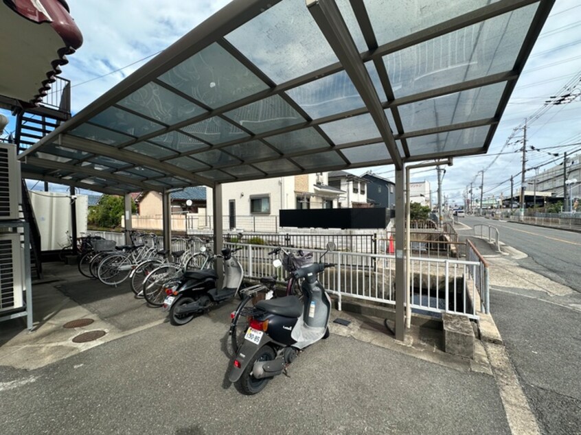 駐輪場 メゾ－ネ茨木