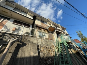 宝塚市米谷1丁目連棟