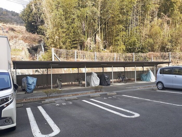 駐車場 プラティ－ク谷上