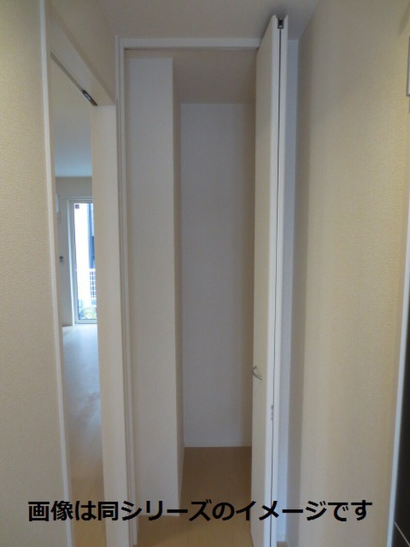 収納 シエル　クレール