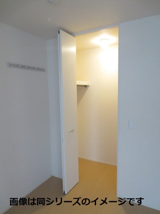 収納 シエル　クレール