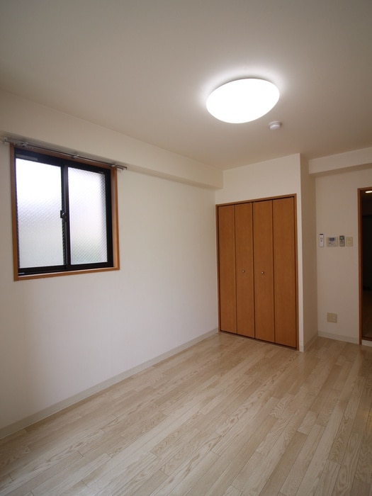 居室 メゾンサンワ歌島橋