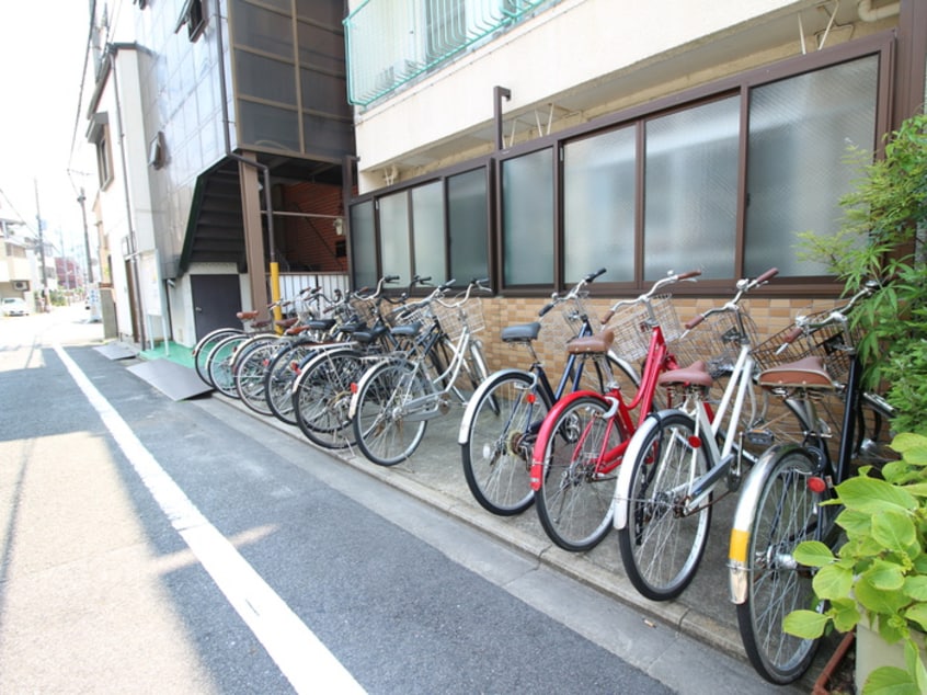 駐輪場 ロイヤルコーポタカノ