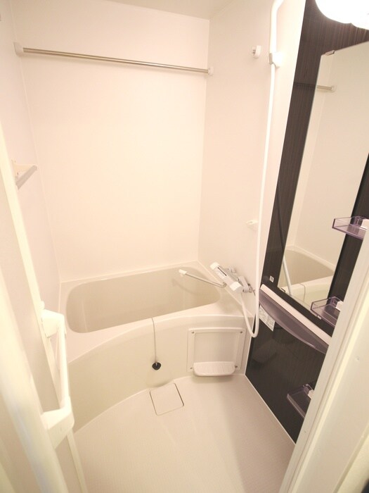 バス／シャワールーム等 セレニテ三国プリエ