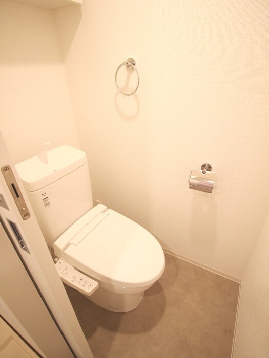 トイレ セレニテ三国プリエ