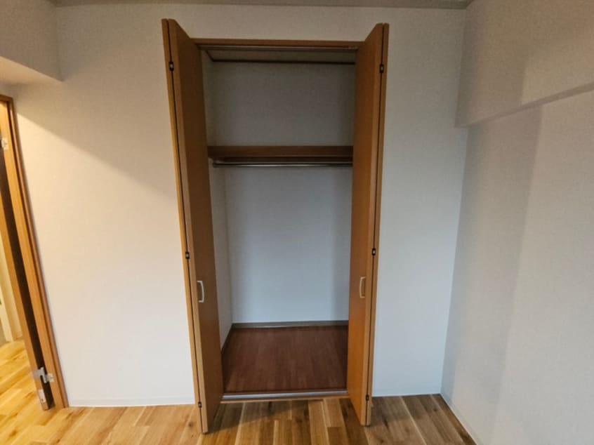 収納 エステマ－ル弥刀