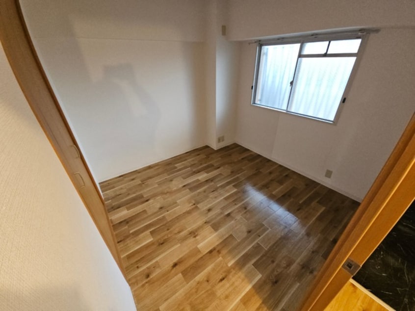 居室 エステマ－ル弥刀