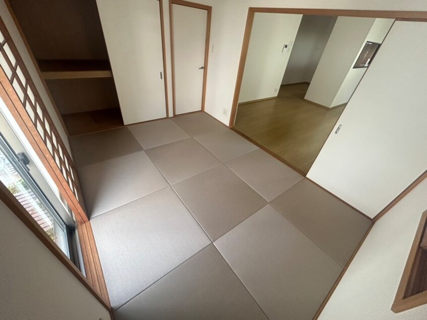 居室 箕面市小野原東５丁目一戸建