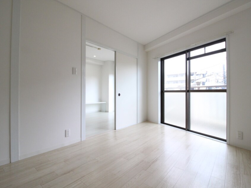 居室 ロイヤルハイツ新芦屋
