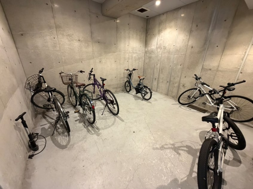 駐輪場 メゾン　エフ　カミサワ